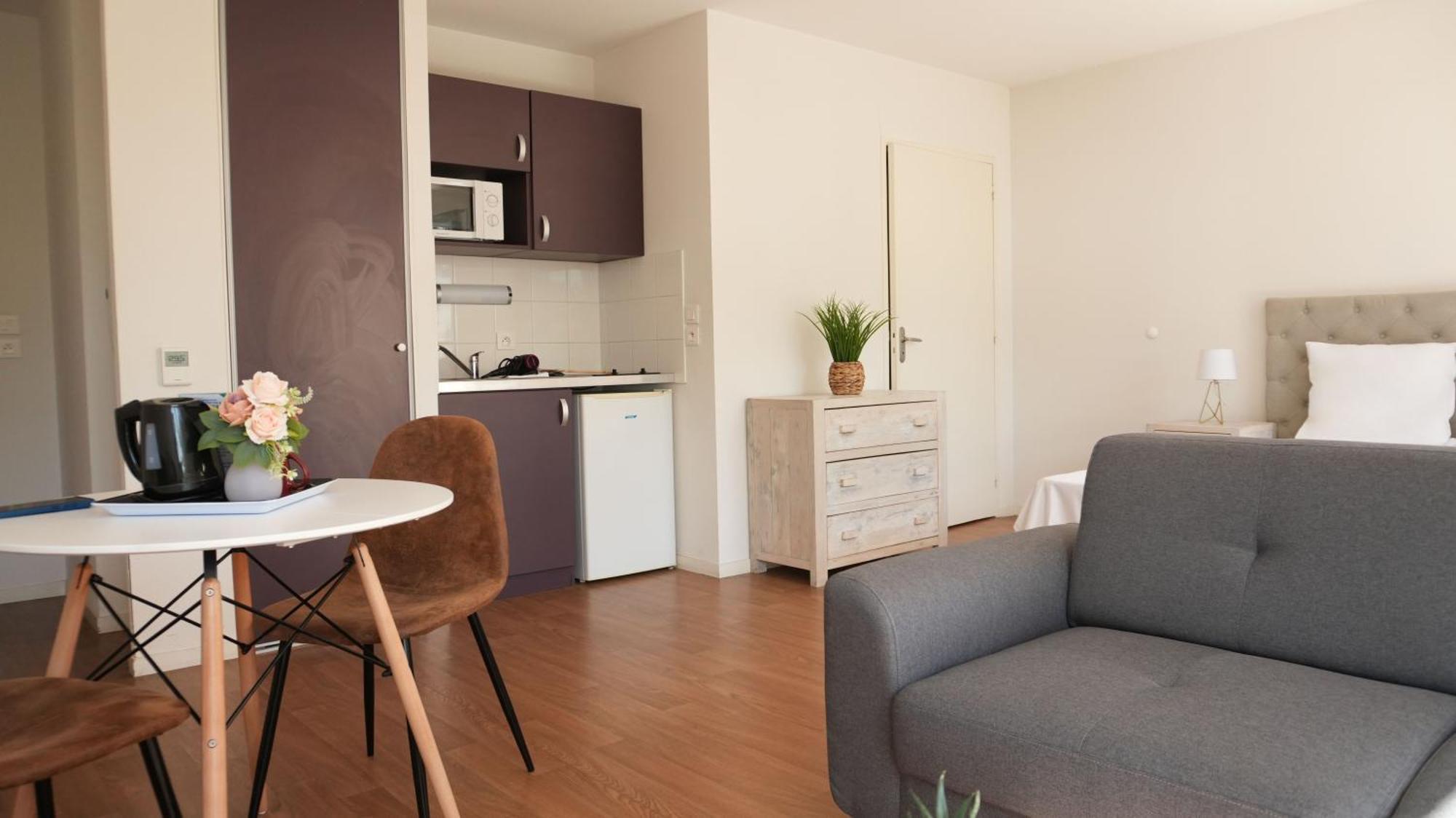 Zenao Appart'Hotel Невер Екстериор снимка