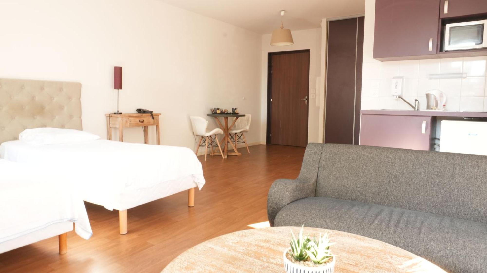 Zenao Appart'Hotel Невер Екстериор снимка